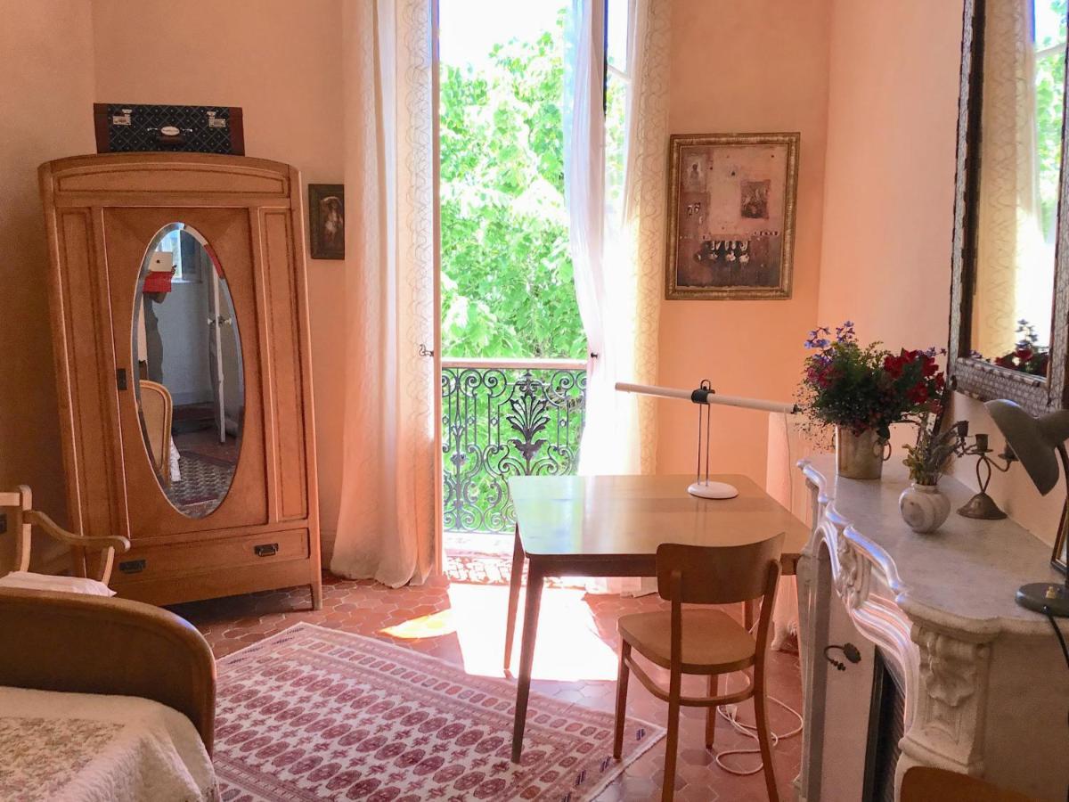 B&B En Provence- Villa Saint Marc Forcalquier Bagian luar foto
