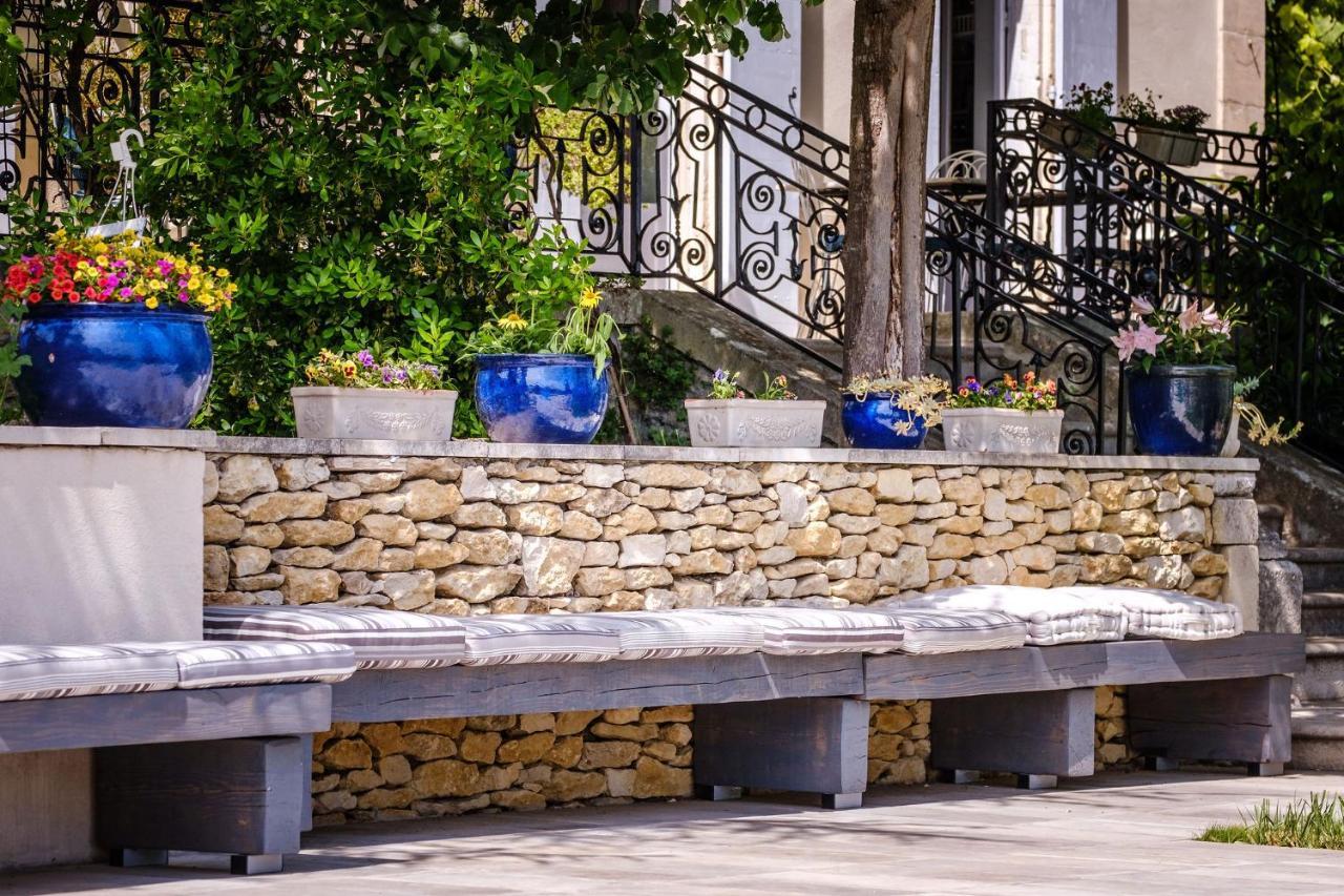 B&B En Provence- Villa Saint Marc Forcalquier Bagian luar foto