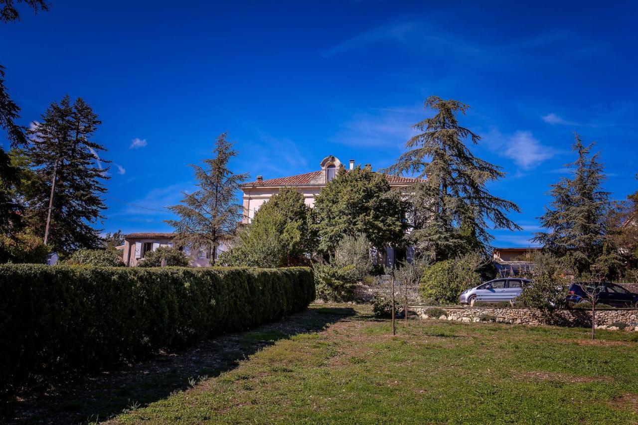 B&B En Provence- Villa Saint Marc Forcalquier Bagian luar foto